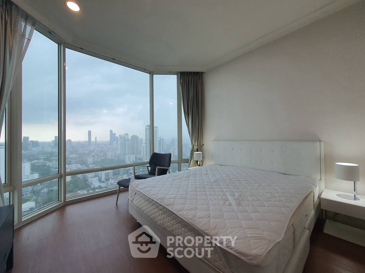 รูป คอนโด 2 ห้องนอน ชั้น 25 Royce Private Residences ใกล้ MRT สุขุมวิท (ID 3167197) - รูปที่ 11/18