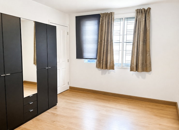 รูป 
  บ้านให้เช่า 2 ชั้น หลังมุม 37 ตร.วา ใกล้ ม.รังสิต หมู่บ้าน Areeya The Color ดอนเมือง - สรงประภา
 เลี้ยงสัตว์ได้ - รูปที่ 8/12