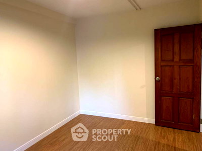 Condos for rent : 100 Sqm 2-BR Thonglor Tower Condominium Near BTS Thong Lor (ID 387153)