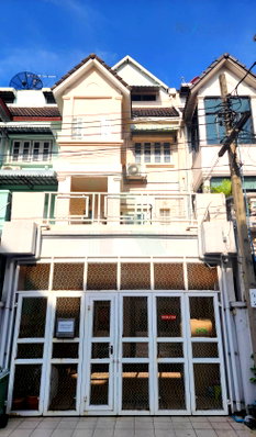 ทาวน์โฮม กรุงเทพมหานคร : 📌 ขายทาวน์เฮาส์ โครงการ หมู่บ้านศรีไทยวิลล่า 4 ชั้น 5 ห้องนอน 5 ห้องน้ำ