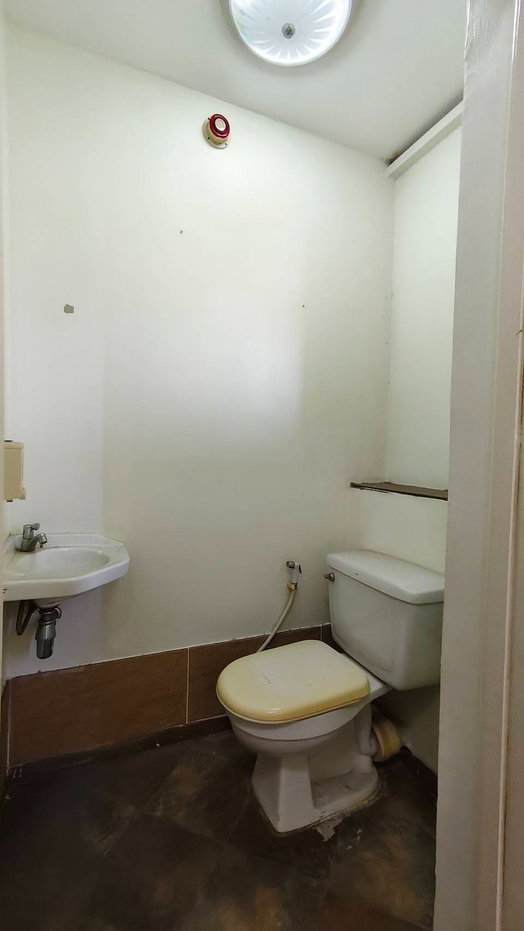 picture Geneva 2 Condominium   Unit 18C 97 Sq.m.  3 Bedrooms  2 Bathrooms - 4/26