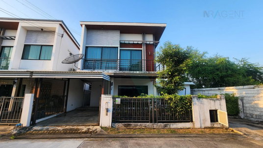📌 ขายบ้านแฝด โครงการ วี 2 อ่อนนุช-พระราม 9 2 ชั้น 3 ห้องนอน 2 ห้องน้ำ