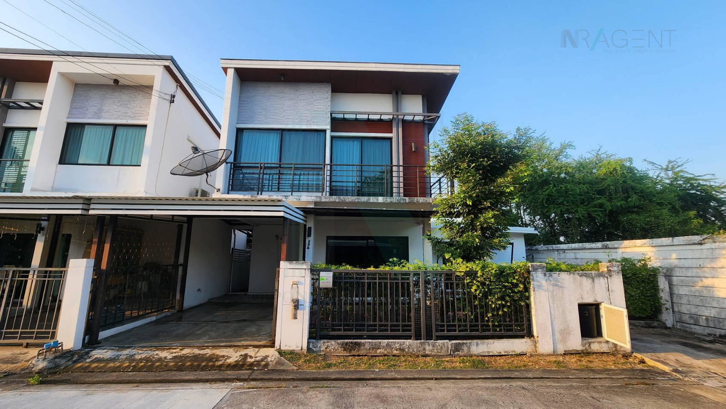 รูป 📌 ขายบ้านแฝด โครงการ วี 2 อ่อนนุช-พระราม 9 2 ชั้น 3 ห้องนอน 2 ห้องน้ำ - รูปที่ 1/8
