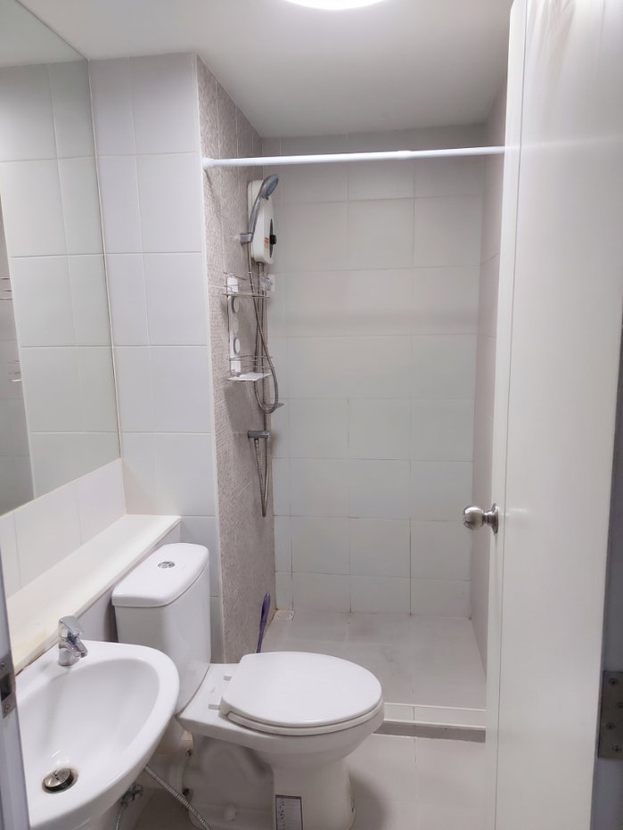 รูป 🔥 คอนโด 2 ห้องนอน ทำเลโชคชัย 4 เพียง 2.39 ล้านบาท! 🔥 - รูปที่ 5/8