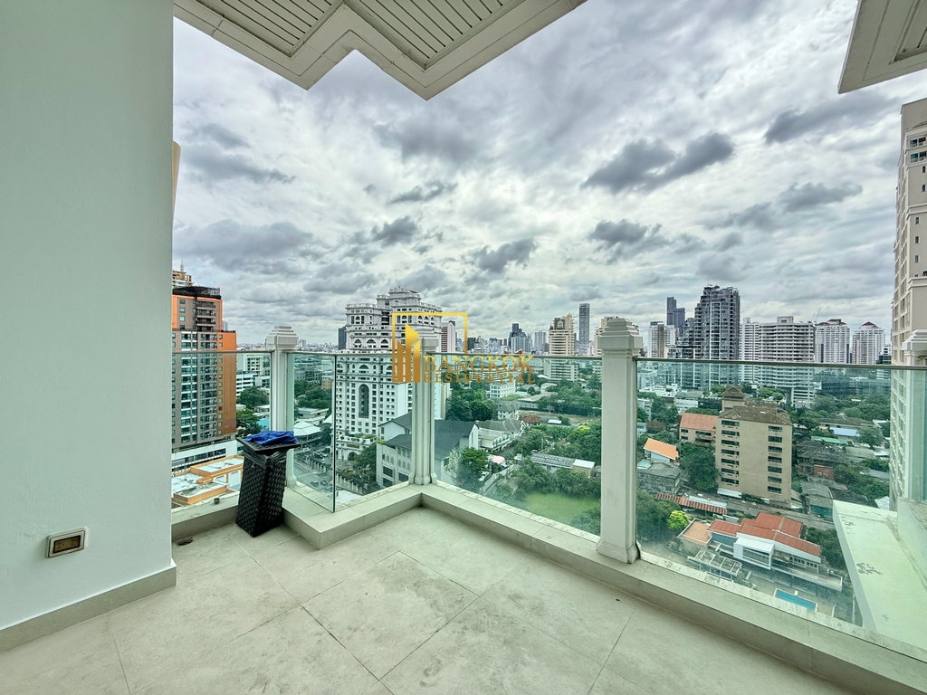 รูป Le Raffine 39 | Remarkable 2 Bedroom Condo With Private Pool - BR4700CD - รูปที่ 18/40