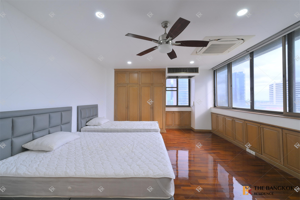 picture Looking for an owner for this special unit Ruamsuk Condominium - 5/10