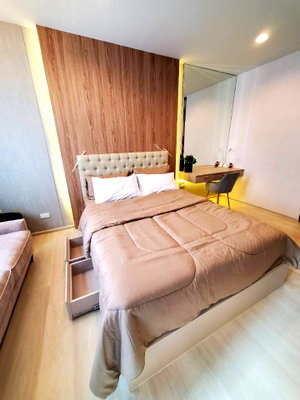 Condos for rent : Condo for Rent: Life One Wireless