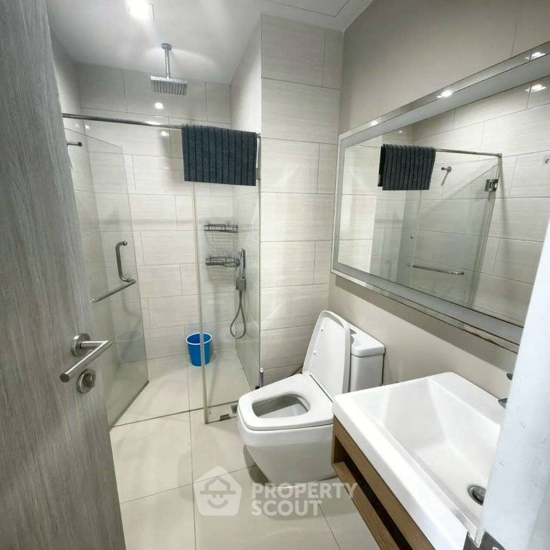 picture 33rd-Floor 1-BR Condo For Sale At Aeras Condo Pattaya (ID 2952564) - 16/17