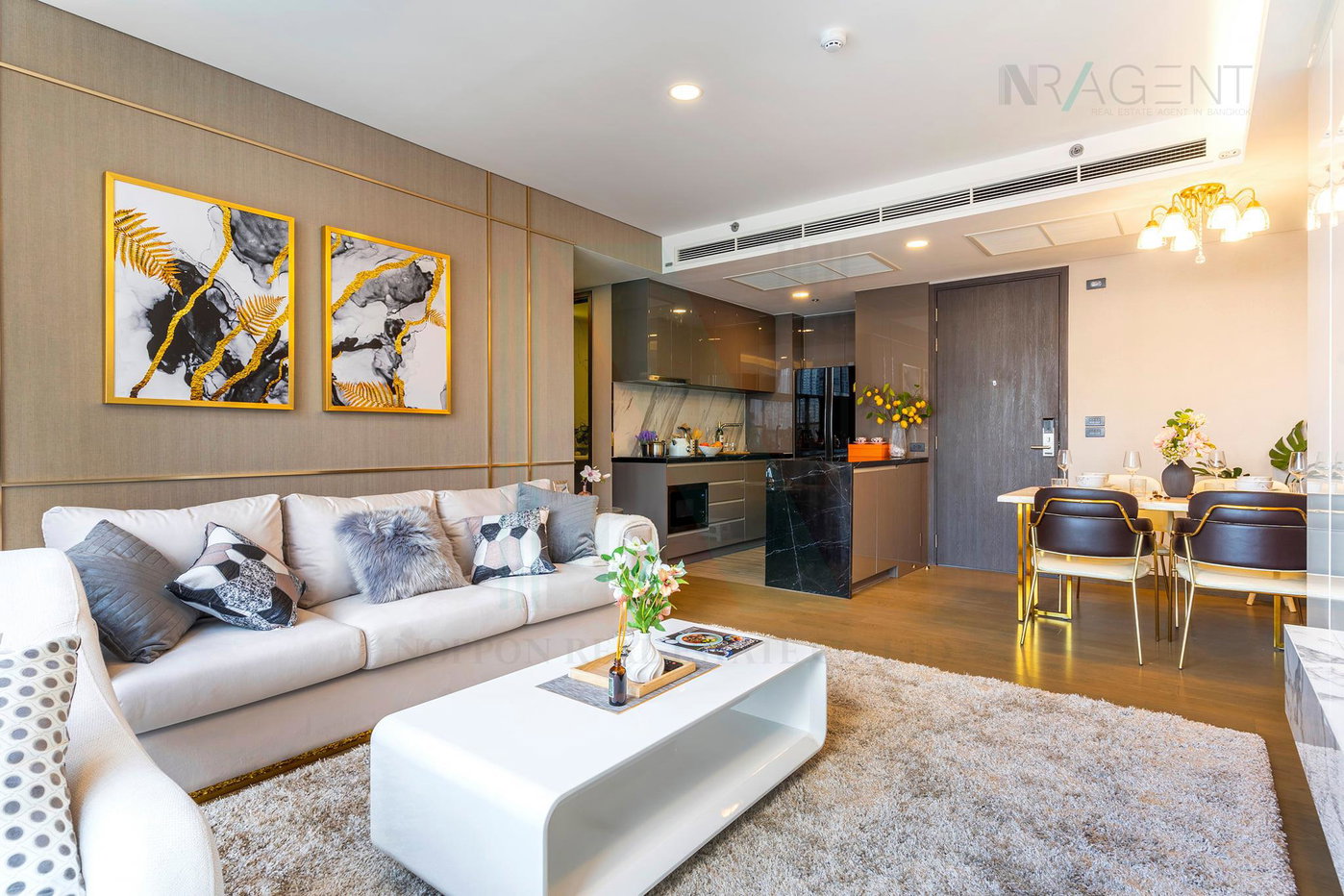 รูป 🎉Special room!🎉 ให้เช่าคอนโด ไซมิส เอ๊กซ์คลูซีพ ควีนส์ อาคาร 1 ชั้น 10 2 ห้องนอน ขนาด 75.00 ตรม ใกล้ โรงเรียนอักษรานานาชาติ - รูปที่ 1/8