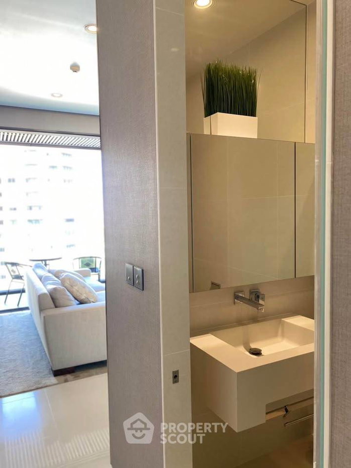 รูป ชั้น 21 คอนโด 2 ห้องนอน Vittorio Sukhumvit 39 ใกล้ BTS พร้อมพงษ์ (ID 2937945) - รูปที่ 5/16