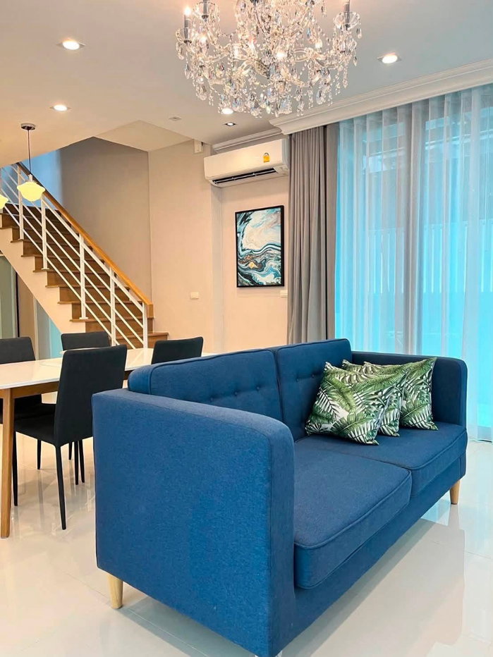 รูป 🏡 ปล่อยเช่า บ้านกลางเมือง Classe เอกมัย–รามอินทรา 4 ห้องนอน 4 ห้องน้ำ ทาวน์โฮมหรู 3 ชั้น ทำเลศักยภาพ ใกล้ CDC และ Central EastVille พร้อมเข้าอยู่ - รูปที่ 5/20
