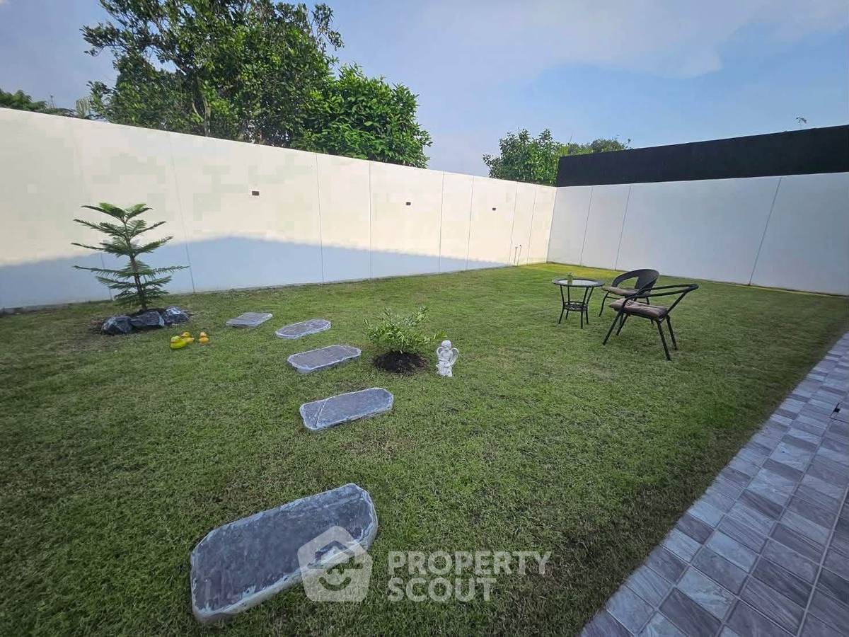 รูป วิลล่า 3 ห้องนอน ขนาด 204 ตร.ม. ทำเลห้วยใหญ่ ชลบุรี (ID 3163927) - รูปที่ 6/13