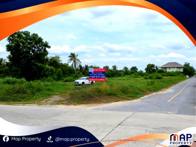 Land for sale Sai Noi Nonthaburi : Selling a 2+ rai (approximately 0.8 acre) plot of land in Sai Noi, Nonthaburi. It's already leveled and ready for immediate use.