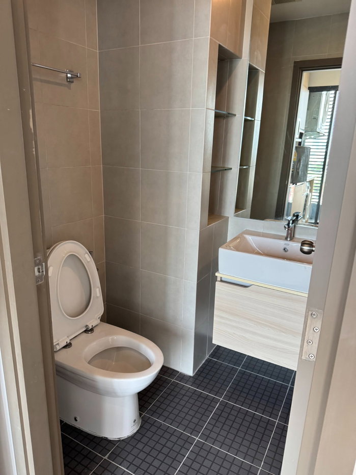 picture 🏙️✨ FOR RENT: IDEO O2 📩 Interested in this room? Screenshot or copy the link and send us via Line for more details & room viewing. - 16/19