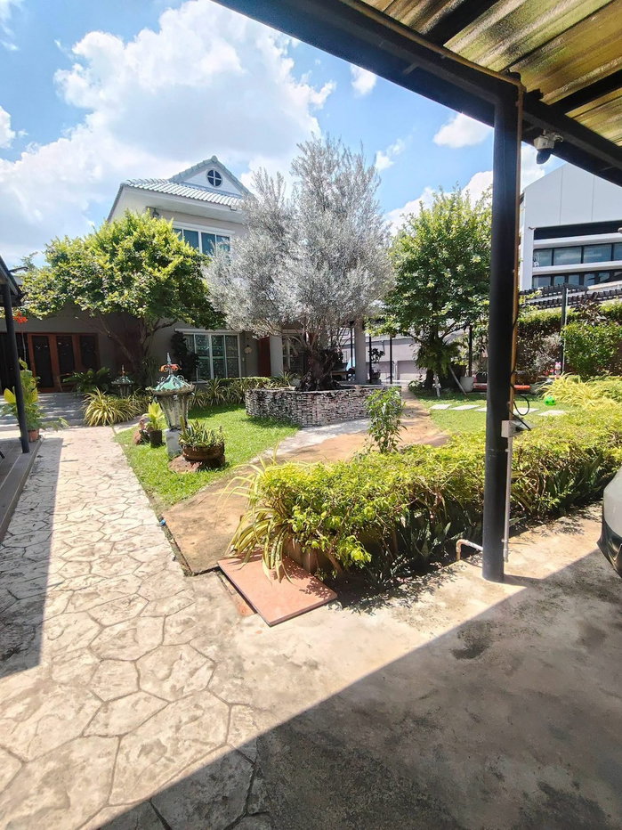 รูป 🏡 บ้านเดี่ยวให้เช่า ซอยนวมินทร์ 59 เขตบึงกุ่ม 3 ห้องนอน 3 ห้องน้ำ บ้านหลังใหญ่ บรรยากาศเงียบสงบ ร่มรื่น พร้อมสวนส่วนตัว พร้อมเข้าอยู่ได้ทันที - รูปที่ 1/16