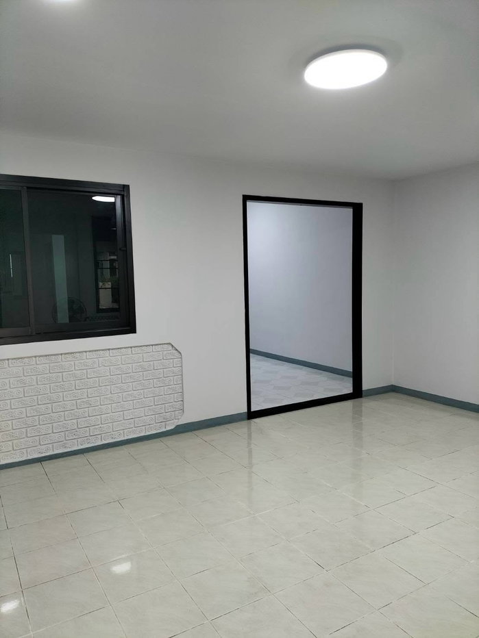รูป ขายบ้านทาวน์เฮาส์ (น้ำไม่ท่วม) ใกล้ตลาดค้าเจริญ บ่อหิน , ไปเซ็นทรัลเฟส 9.5 กม. - รูปที่ 15/16
