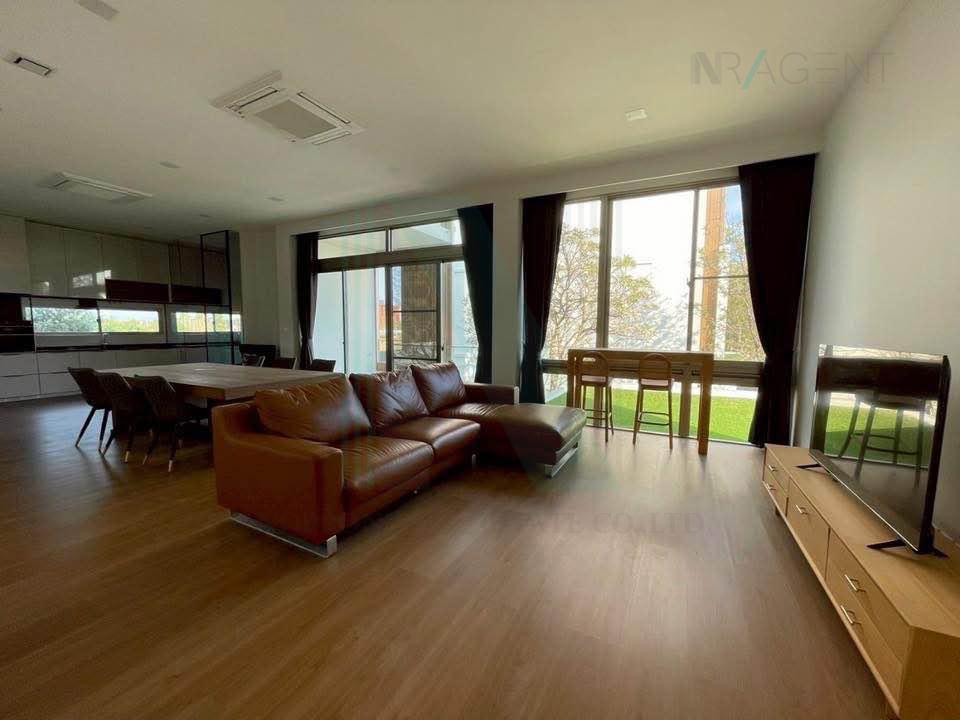รูป 📌 ให้เช่าบ้านเดี่ยว 3 ชั้น วีเว่ พระราม 9 4 ห้องนอน 4 ห้องน้ำ - รูปที่ 2/8