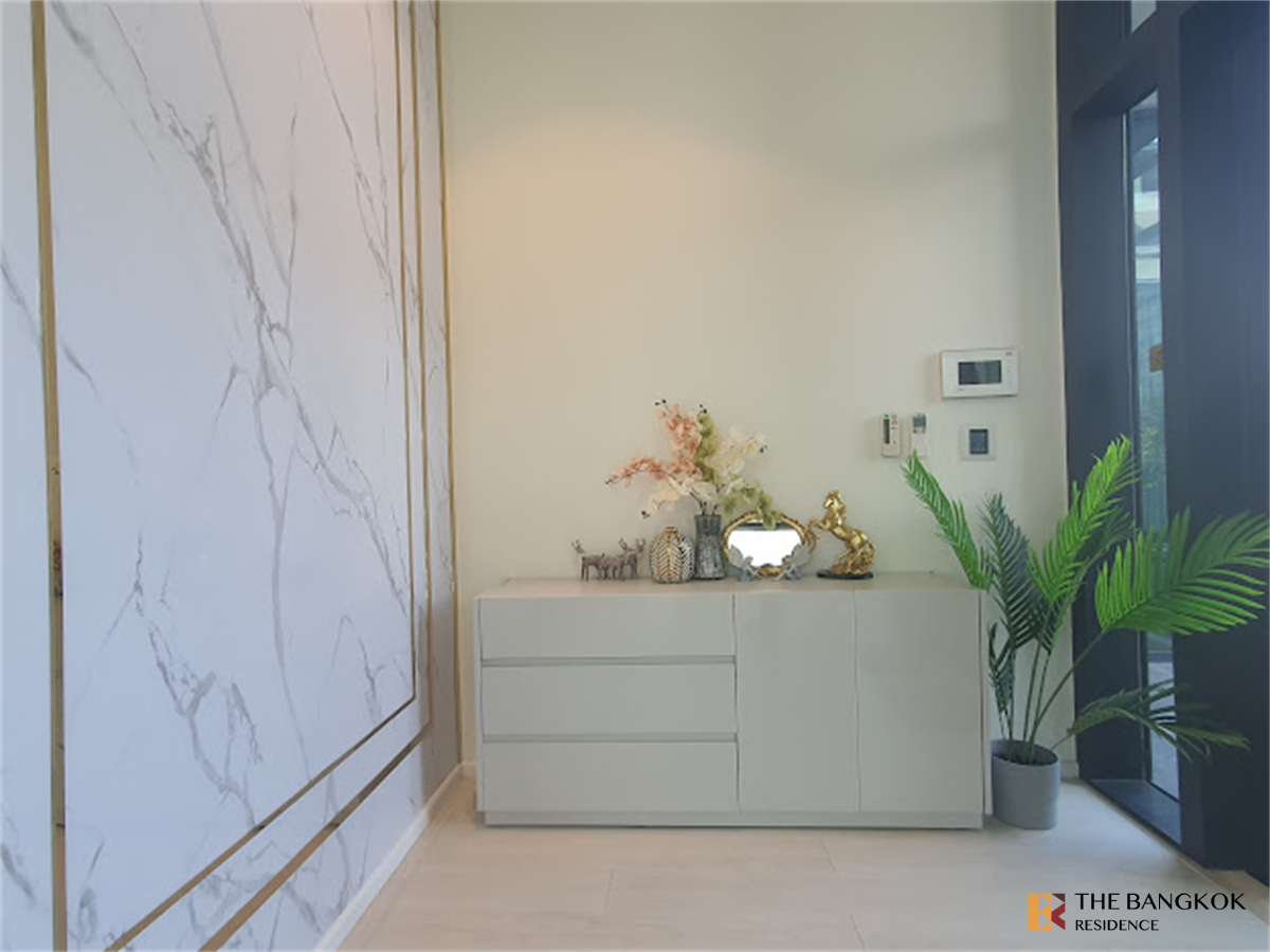 รูป ยูนิต Luxury หรูหราแบบไม่ต้องรอ เซอร์เคิล ลิฟวิ่ง โปรโตไทป์ - รูปที่ 4/10