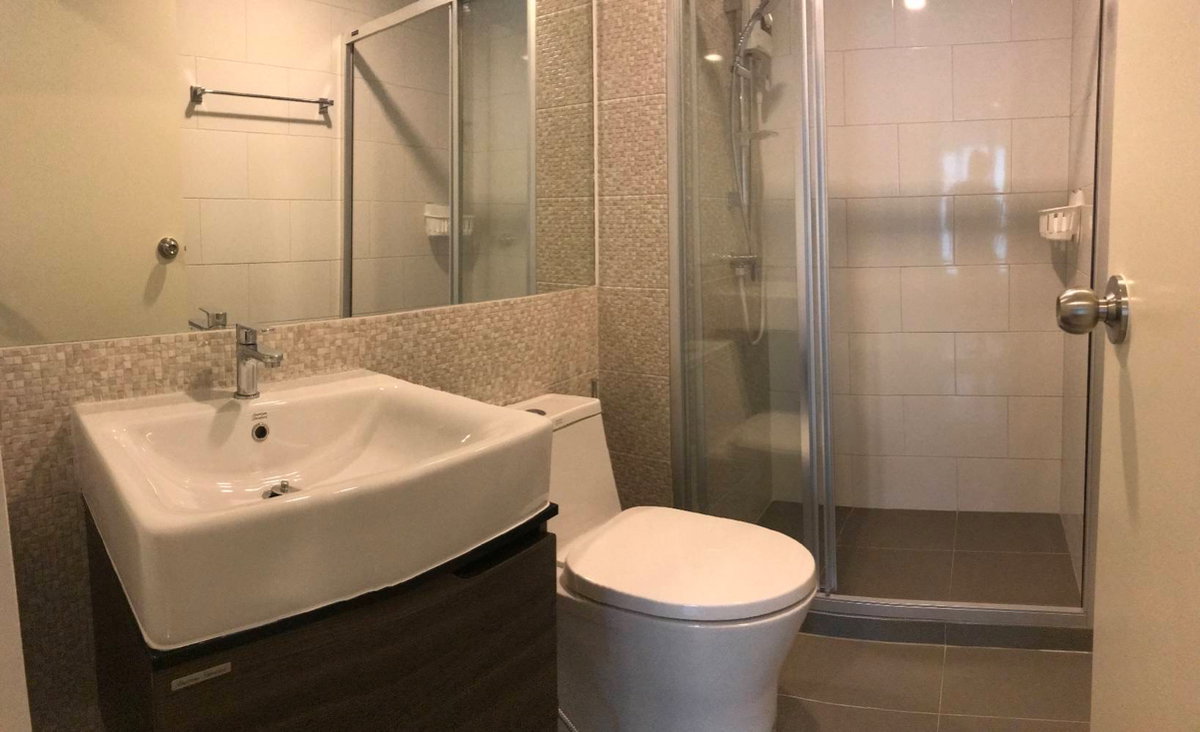 picture Knightsbridge close to BTS Saiyud, ready to move in, full of electric appliances  - 8/8