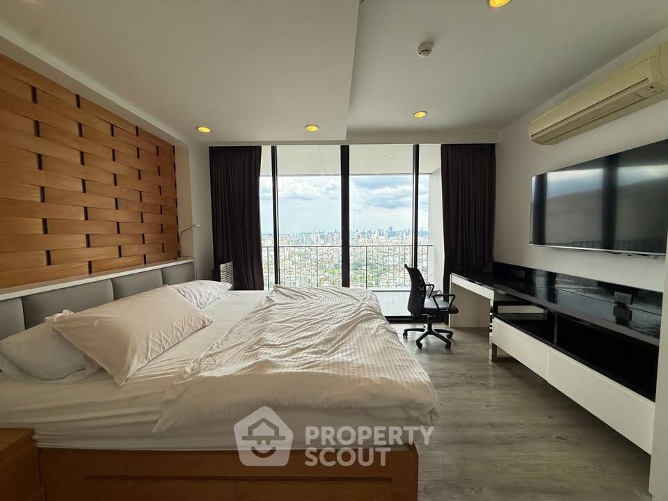 picture 45th-Floor 2-BR At The Issara Ladprao Near MRT Lat Phrao (ID 3168343) - 15/27