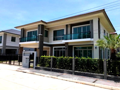 Houses for rent Saphan Sung : 4-BR 308 Sqm House At The Palm Krungthep Kreetha-Wongwaen (ID 3166264)