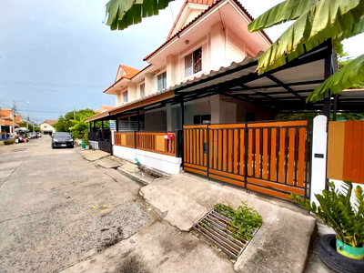 Houses for sale Samut Prakarn : 📌 For sale: Twin house, Pruksa 28/1, 2 floors, 3 bedrooms, 2 bathrooms, near Bangpoo Industrial Estate
