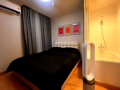 คอนโดให้เช่า : Ideo Sathorn–Taksin  ขนาด 35 ตร.ม.  ชั้น 27 (Top Floor)  1 ห้องนอน
