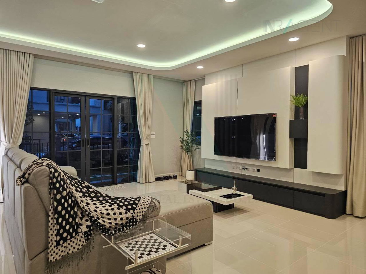 picture 📌 For Sell House CENTRO BANGNA 2-story 4 bedroom 5 bathroom - 4/8