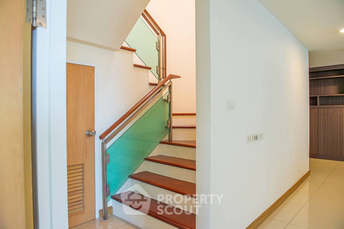 รูป คอนโด 3 ห้องนอน Harmony Living Paholyothin 11 ใกล้ BTS สะพานควาย (ID 3169364) - รูปที่ 13/31
