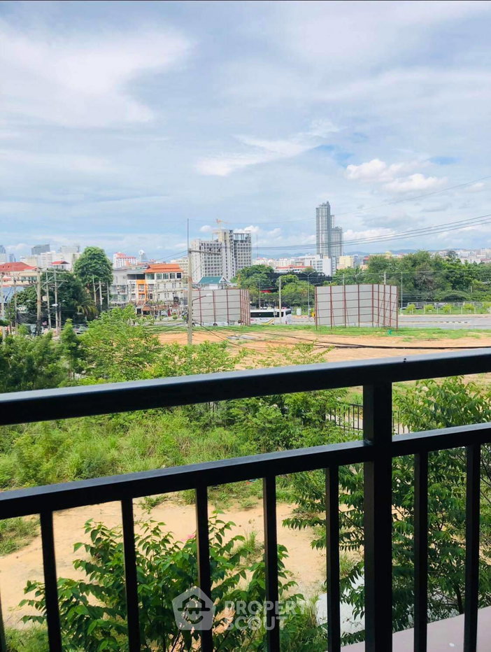picture 1-BR Condo For Rent At Arcadia Center Suites, Phratamnak (ID 3169072) - 7/12