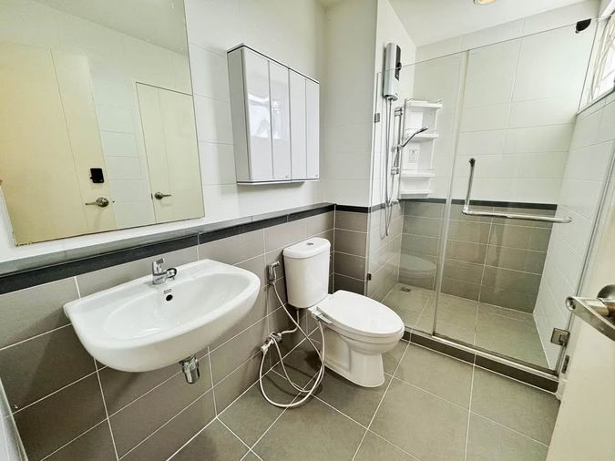 3-bed townhouse for sale, 22.8 sq wah, Baan Klang Muang Suanluang