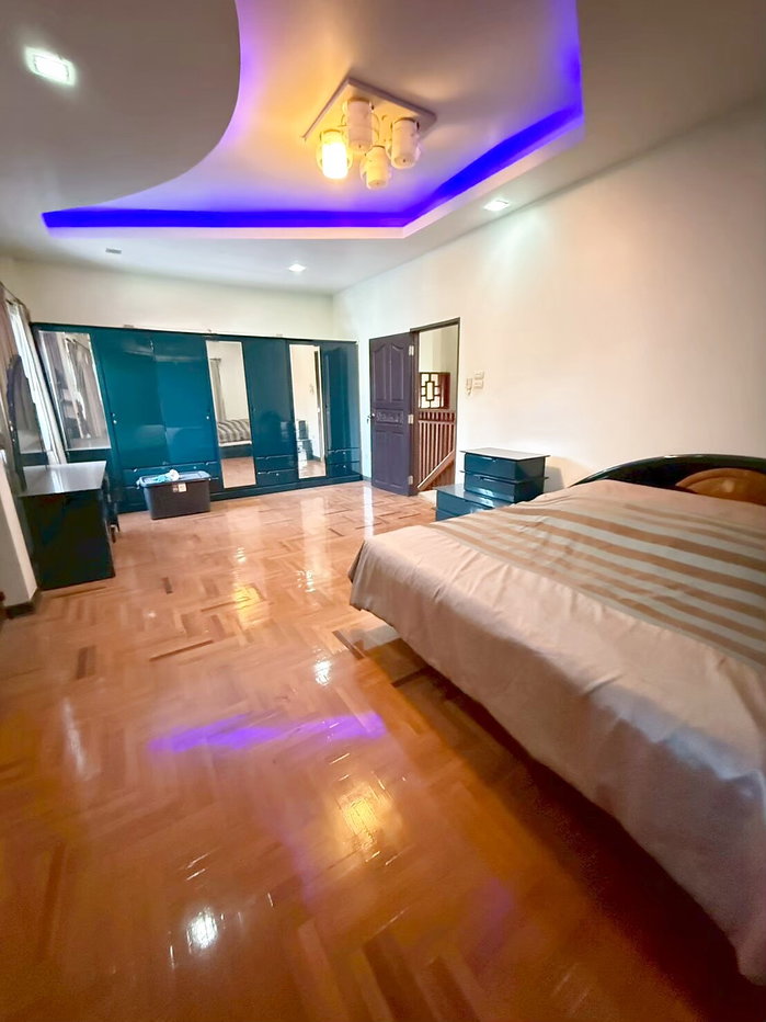 รูป ขายบ้านเดี่ยว 2 ชั้น 4 ห้องนอน 3 ห้องน้ำ หมู่บ้านเกศรี 2 ซอยรามคำแหง 124 สะพานสูง ตกแต่งไม้สักและไม้หายาก ใช้สอย 320 ตร.ม. ใกล้ MRT สัมมากร สายสีส้ม - รูปที่ 11/31
