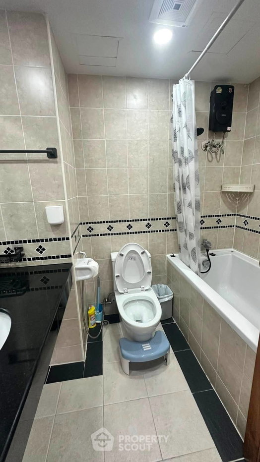 รูป คอนโด 2 ห้องนอน 91 ตร.ม. ให้เช่า Royal Hill Resort Condominium พัทยาใต้ (ID 3168605) - รูปที่ 23/28