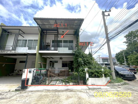 ทาวน์เฮ้าส์ 34.5 ตร.วา เดอะทรัสต์ทาวน์ วงแหวน-ลำลูกกา ลำลูกกา ปทุมธานี 2.5M