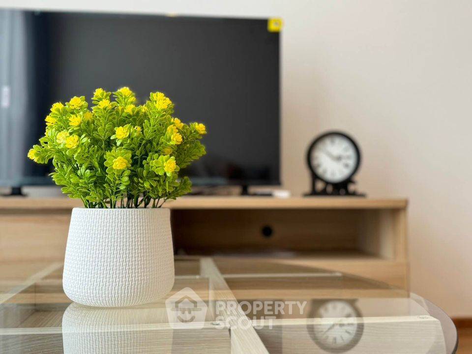 picture 2-BR Condo For Rent At Noble Be 33 Near BTS Phrom Phong (ID 1746800) - 7/16