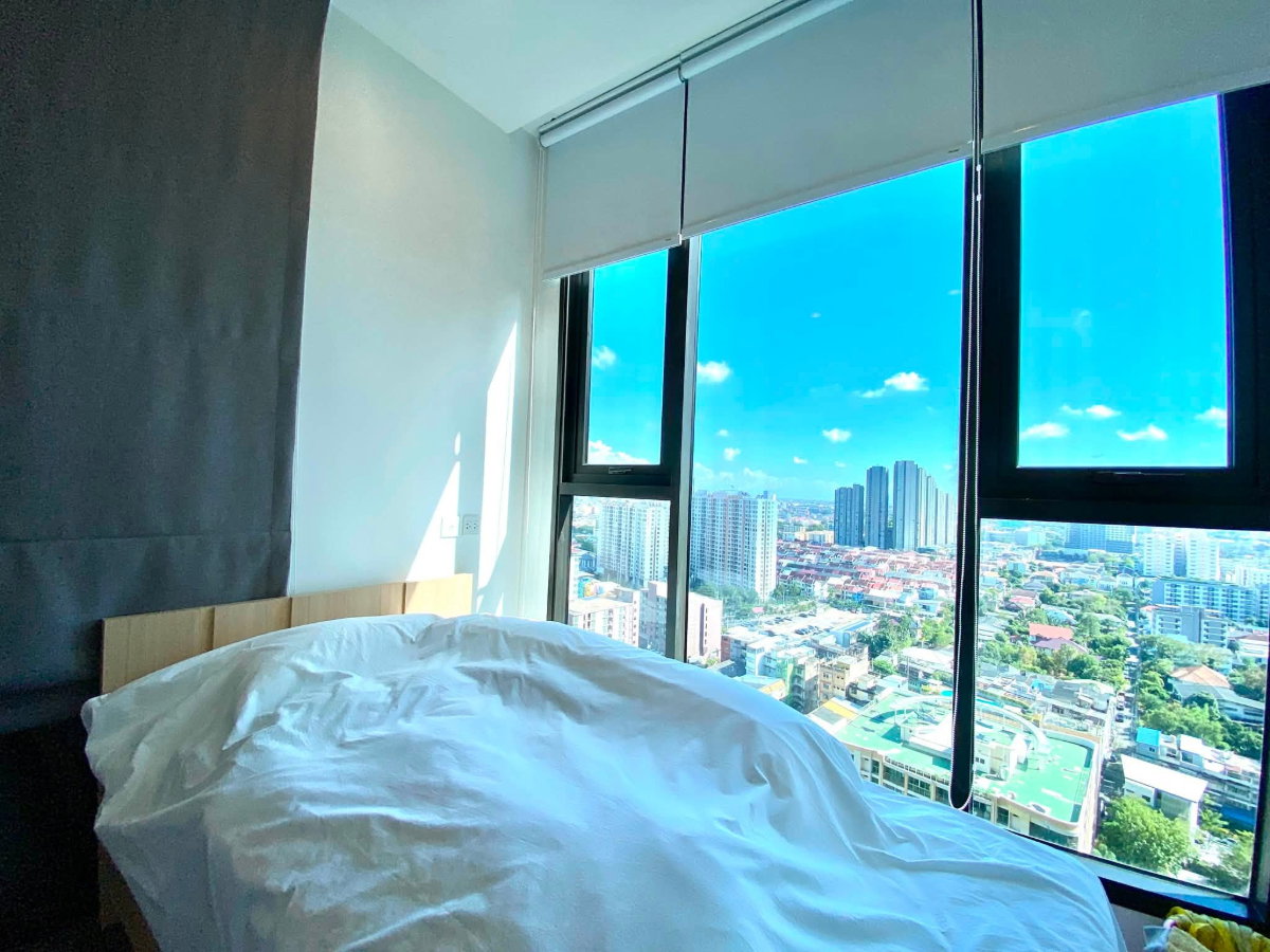 รูป ให้เช่า 🔥 Whizdom Essence Sukhumvit 🔥 2 ห้องนอน 2 ห้องน้ำ เฟอร์นิเจอร์ และ เครื่องใช้ไฟฟ้าครบ - รูปที่ 2/10