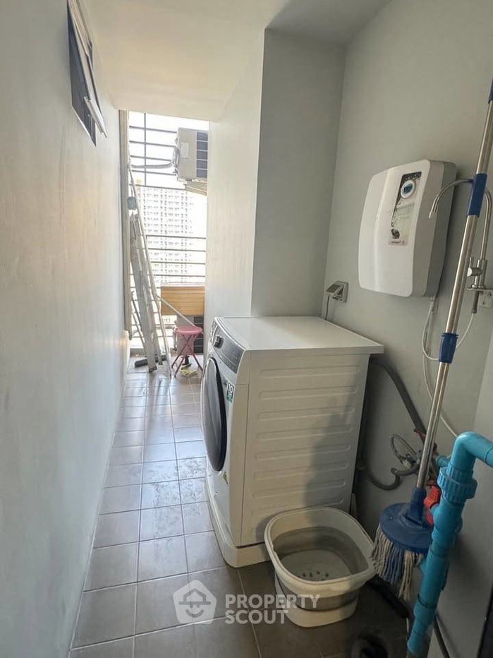 picture 3-BR Condo At Belle Grand Rama 9 Near MRT Phra Ram 9 (ID 3168784) - 22/23
