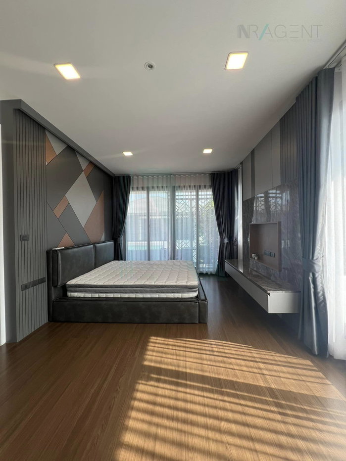 รูป 📌 ขายบ้านเดี่ยว โครงการ แกรนด์ บริทาเนีย บางนา กม.12 2 ชั้น 4 ห้องนอน 6 ห้องน้ำ - รูปที่ 6/8
