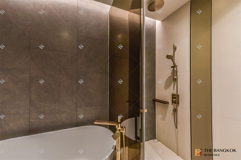 The Estelle Phrom Phong near BTS Phrom Phong Luxurious Design, Elevated Atmosphere
