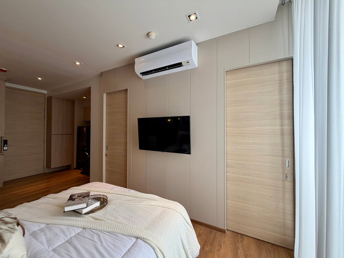 picture For Rent 🔥 Park 24 🔥 Fully Furnished and Equipped with Appliances, near BTS Phrom Phong. - 7/8