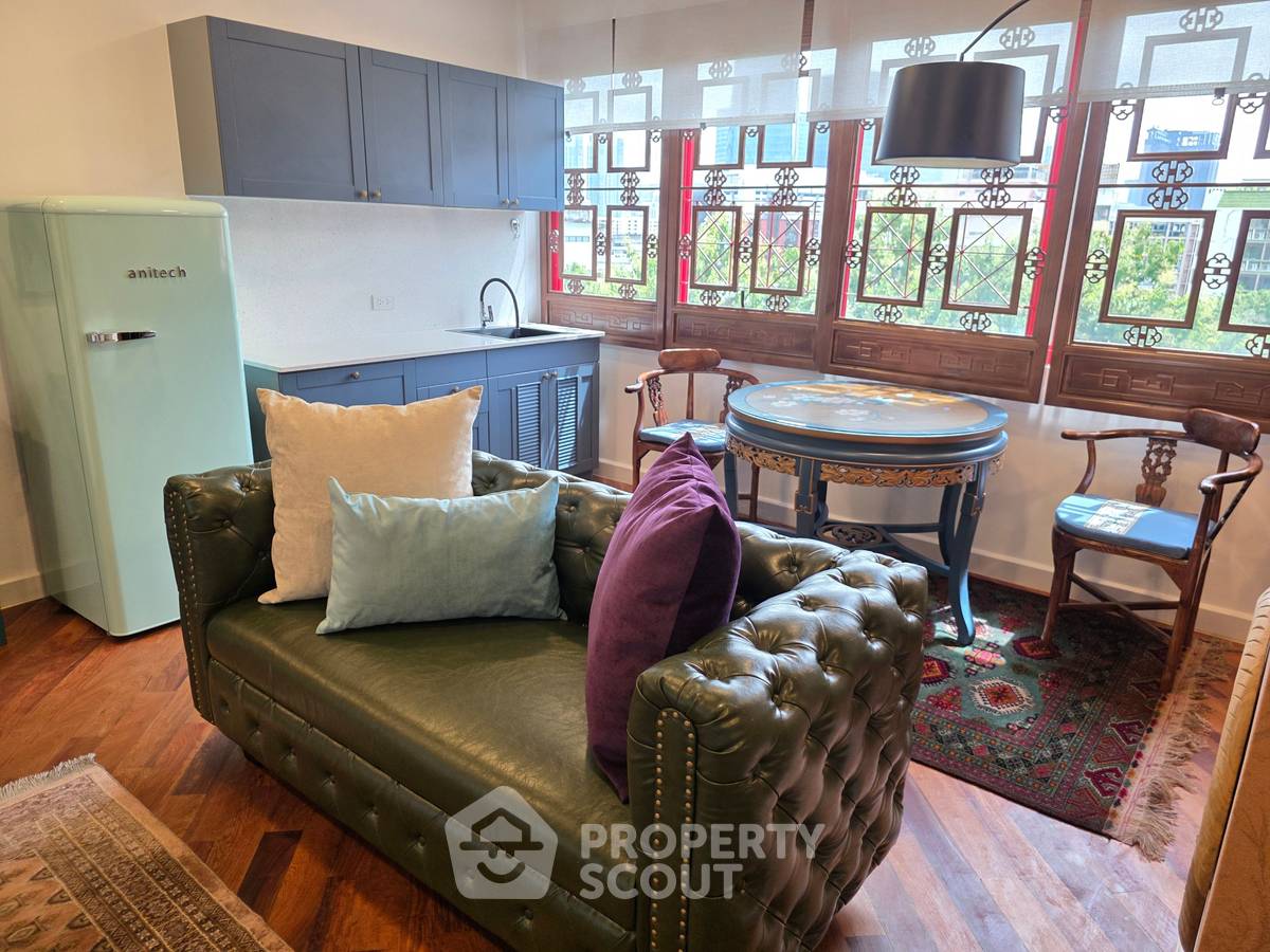 picture 142 Sqm 2-BR Sribumpen Condo Home Near MRT Khlong Toei (ID 3163533) - 18/29