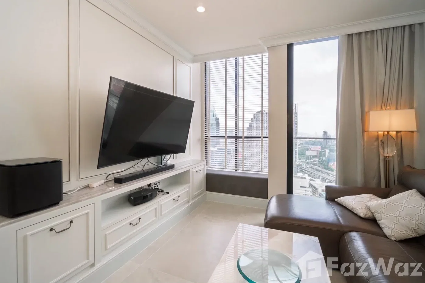 picture Luxury Corner Residence | Noble Ploenchit 6661349 - 5/9
