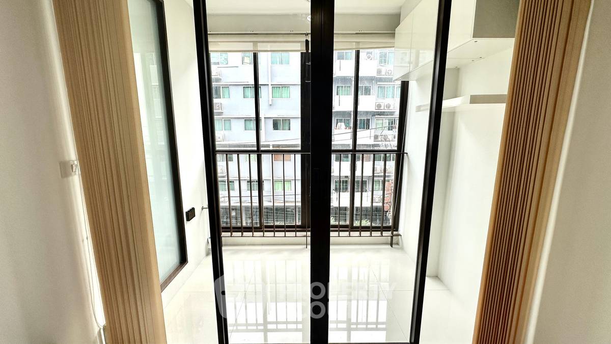 รูป ใกล้ BTS วงเวียนใหญ่ เพียง 100 ม. คอนโด 1 ห้องนอน Ideo Blucove Sathorn (ID 3165902) - รูปที่ 10/28