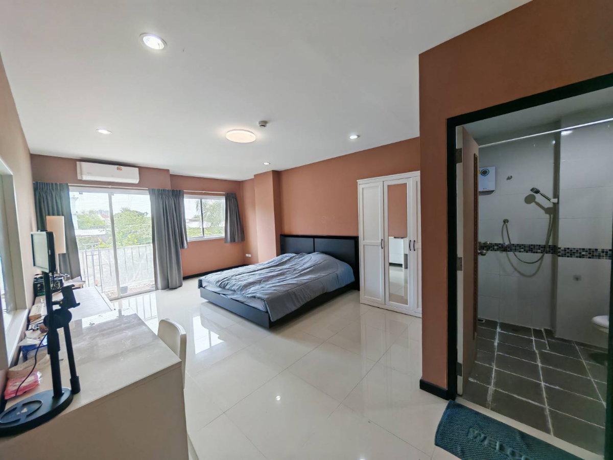 รูป คอนโด Sense of london 2.5ล้าน/2ห้อง ขายด่วน ถูกมาก เจ้าของปล่อยเอง - รูปที่ 2/6