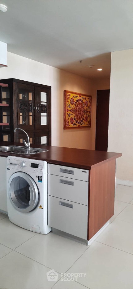 รูป คอนโด 2 ห้องนอน 97 ตร.ม. Sukhumvit City Resort Condominium ใกล้ BTS นานา (ID 3167186) - รูปที่ 4/8