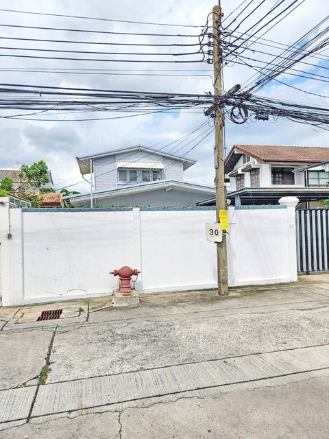 รูป ให้เช่าบ้านเดี่ยว 2 ชั้น บางซื่อ ประชาชื่น 2 ใกล้ MRT บางซ่อน และ Gateway at Bangsue บ้านเดี่ยว 3 ห้องนอน 2 ห้องน้ำ  61 ตร.ว. 198 ตร.ม. - รูปที่ 9/15