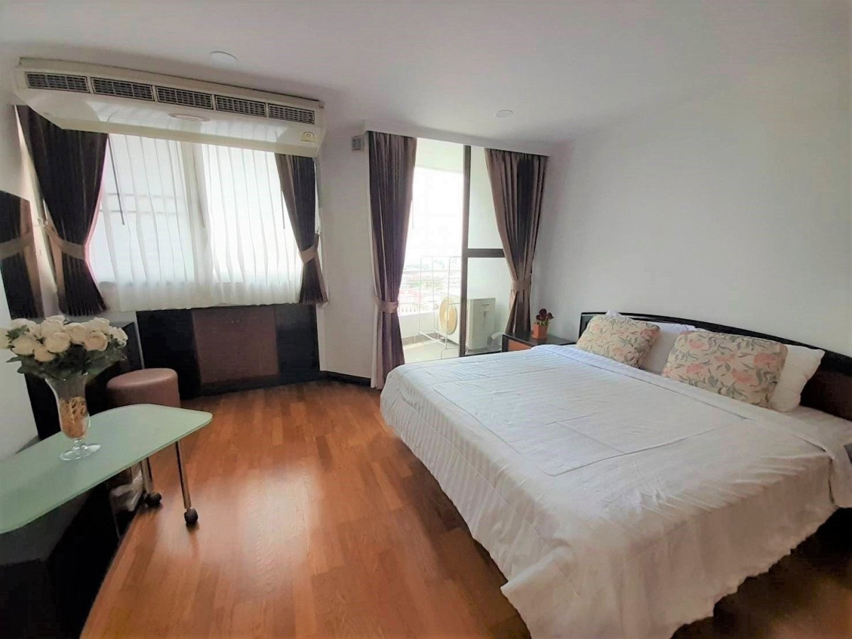 picture Supalai Place Sukhumvit 39 | Convenient location, connecting Sukhumvit, Asoke, and Thonglor. #2026080515264 - 1/14