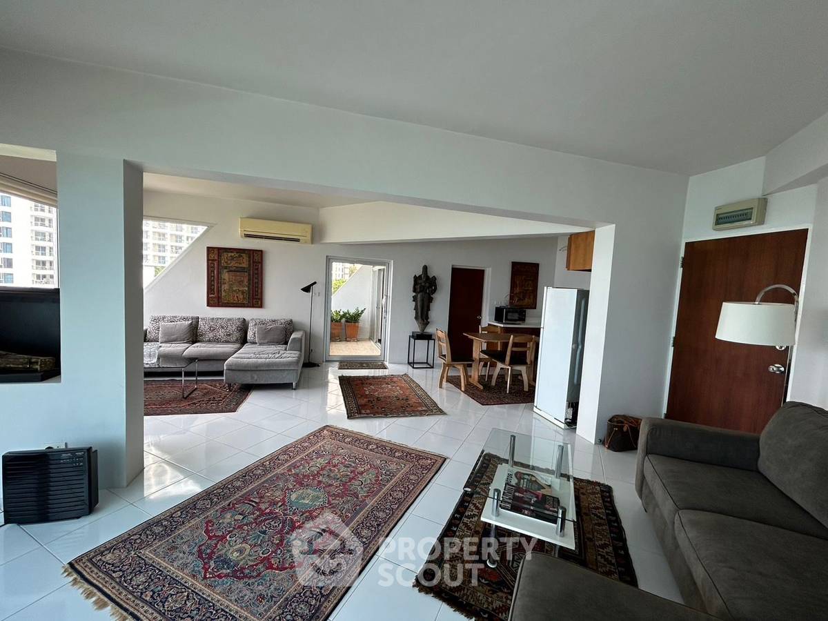 picture 105 Sqm 1-BR At Siam Penthouse 3 Condominium, Na Kluea (ID 1861361) - 3/24