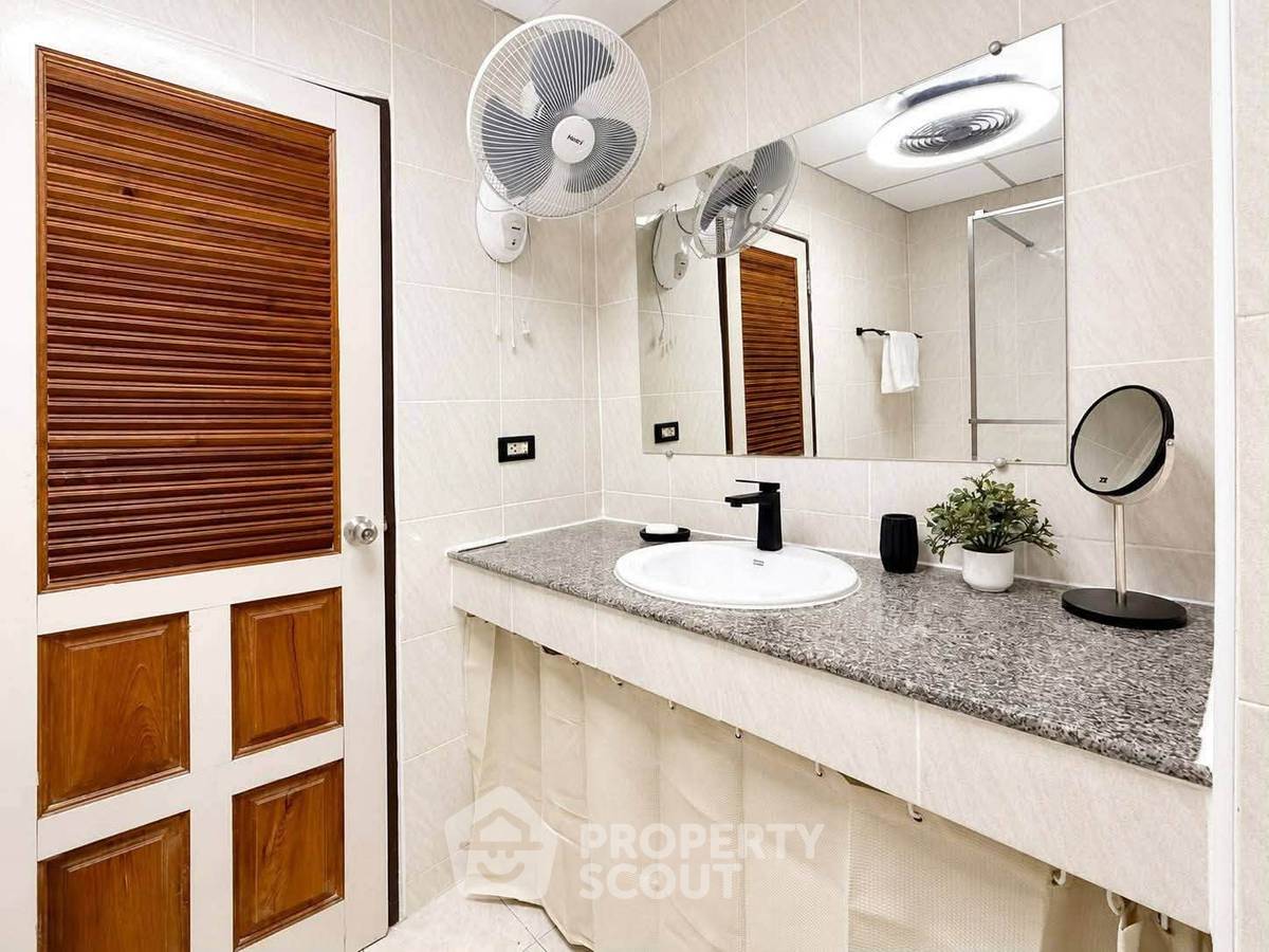 รูป ห้อง 1 ห้องนอน ขนาด 101 ตร.ม. View Talay 5 Condominium Jomtien (ID 3169287) - รูปที่ 16/29