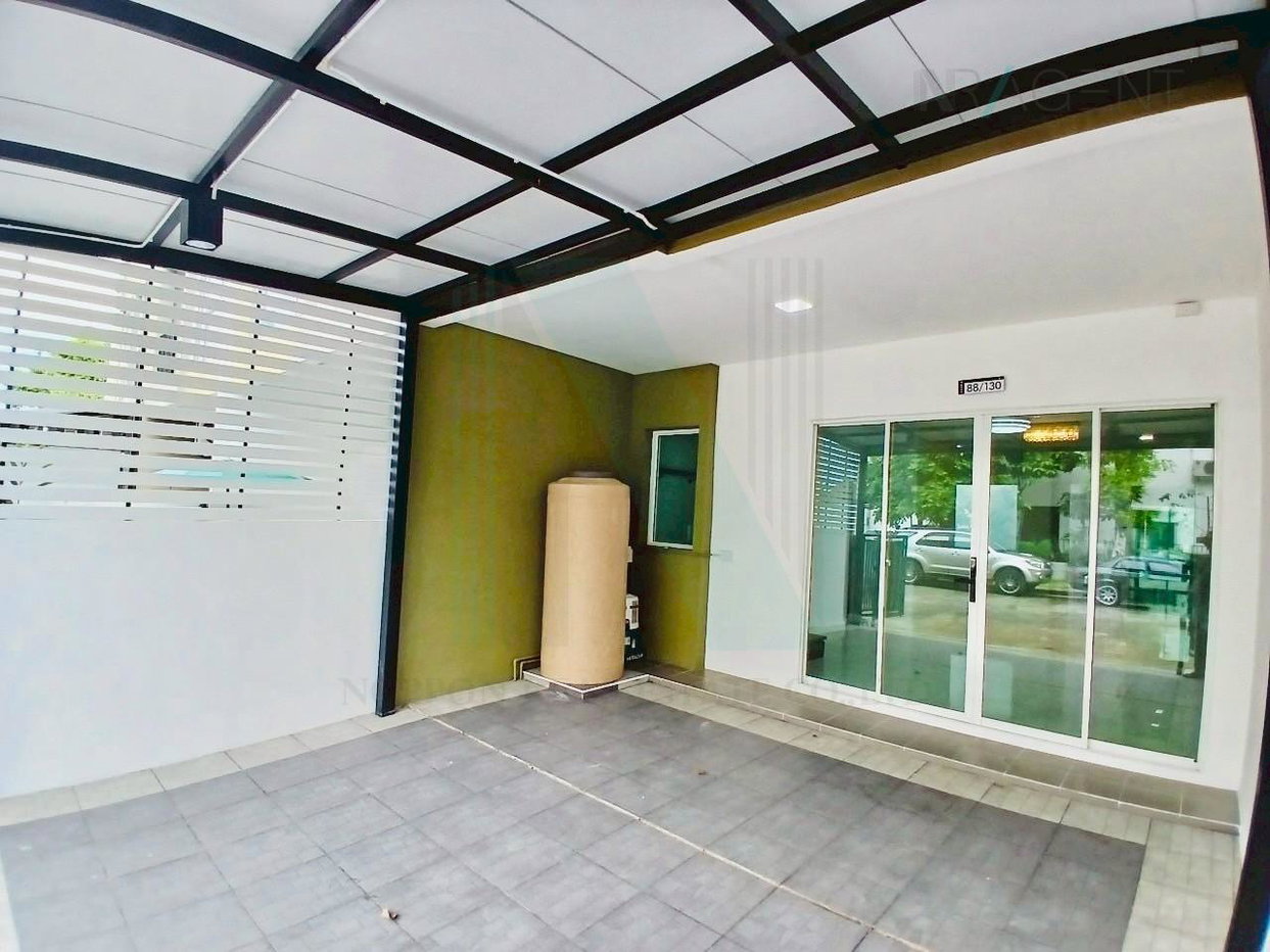 รูป 📌 ขายทาวน์เฮาส์ โครงการ เบล็สทาวน์ รามอินทรา 127 3 ชั้น 3 ห้องนอน 3 ห้องน้ำ - รูปที่ 2/8